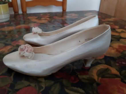 Photo of free Wedding shoes, size 6 (St Margarets TW1) #1