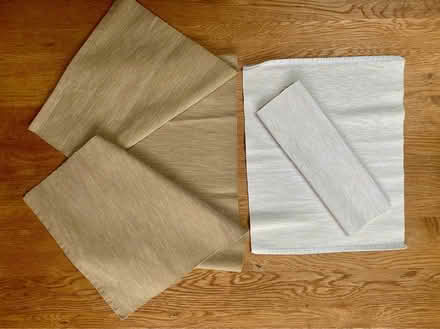 Photo of free Table roller and place mats (TW9, Richmond) #1