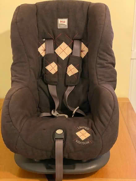 Photo of free Car seat 9 - 18 kg (ME16 - Allington) #1