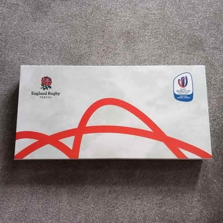 Photo of free England Rugby World Cup 2023 box and travel wallet x 5 (Racecourse) #2