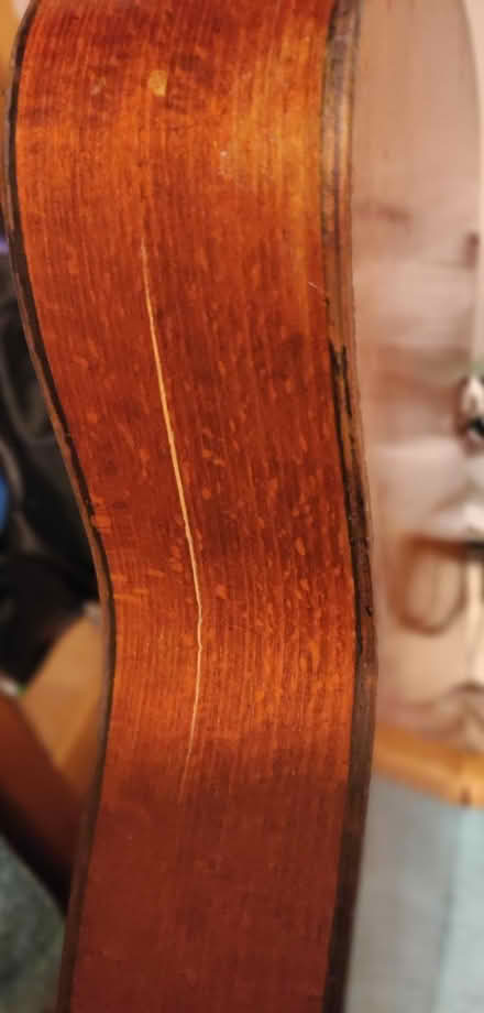 Photo of free Hi Spot acoustic guitar (Sherwood KT13) #4