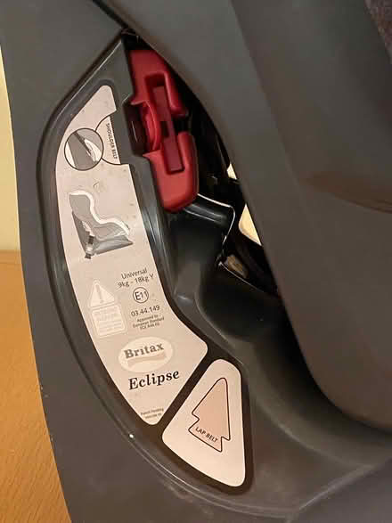Photo of free Car seat 9 - 18 kg (ME16 - Allington) #2