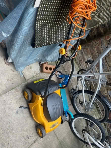 Photo of free Spares or repairs (N16) #1