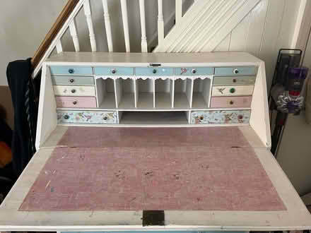 Photo of free solid wooden vintage bureau desk (East Hull HU9 2) #4