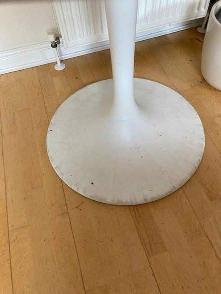 Photo of free IKEA Round White Table (East Kilbride G74) #1