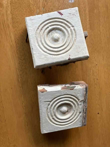 Photo of free Victorian/Edwardian salvage - 2 architrave corner blocks (Oakwood LS8) #1