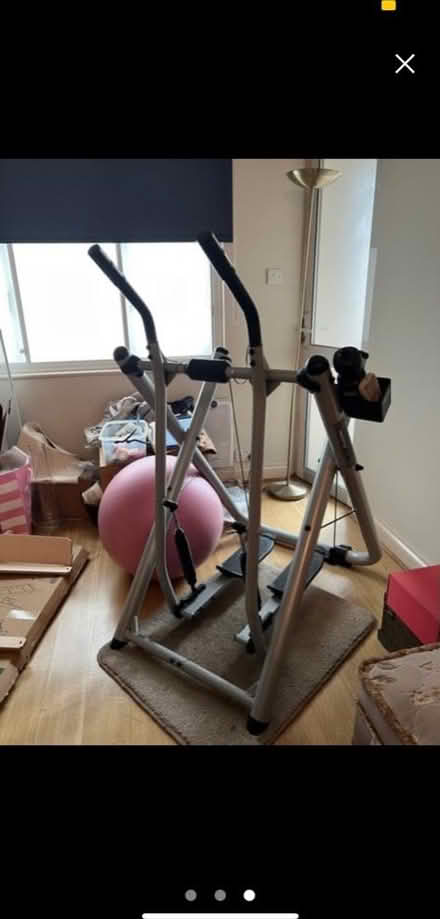 Photo of free Crosstrainer (TW7) #1