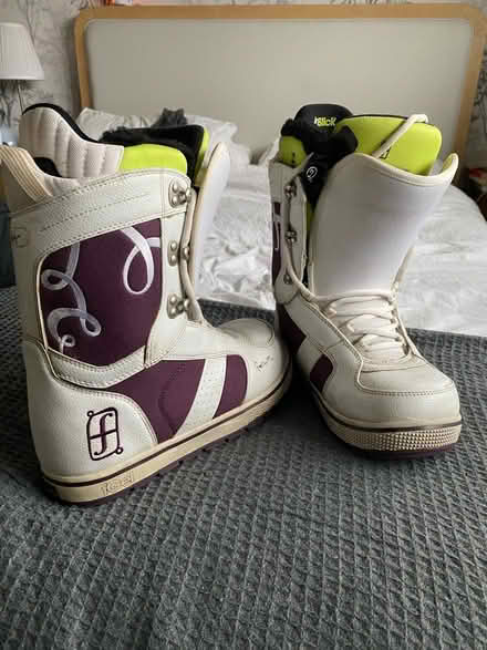 Photo of free Women’s snowboard boots (Birchwood, Warrington) #1