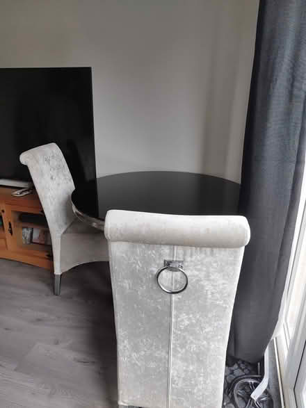 Photo of free Solid glass round dining table (Ellesmere Port) #2