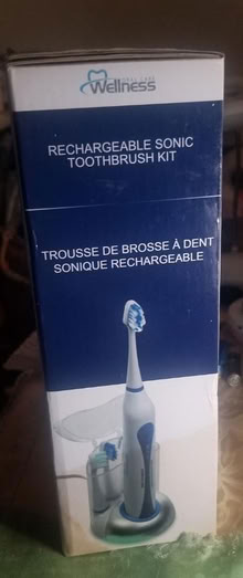 Photo of free Electric toothbrush kit (Flatbush & Church, Brooklyn) #2