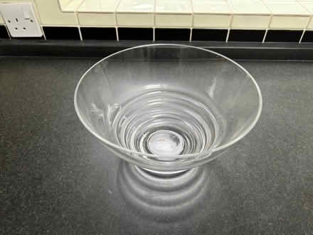 Photo of free Glass bowl large (Gerrards Cross UB9) #1