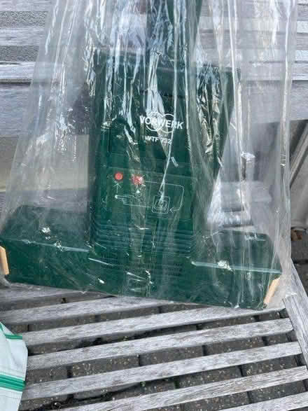 Photo of free cleaning equipment Worwerk (Hove) #1