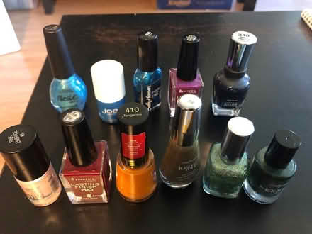 Photo of free Nailpolish rainbow w/ xmas &glitter (Kitchener) #1