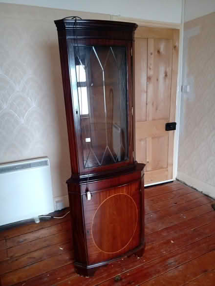 Photo of free Corner cabinet (Llandudno (Prom)) #1