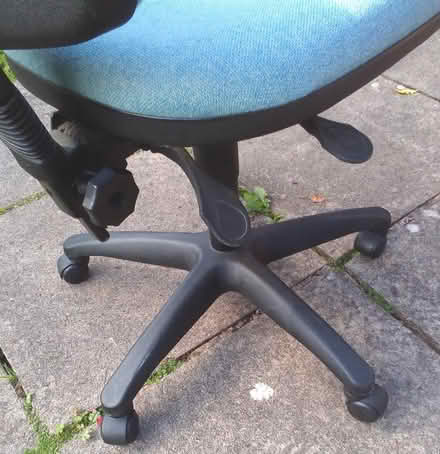 Photo of free Office swivel chair (Melmerby CA10) #2