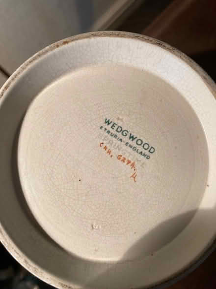 Photo of free large vase (tunstall LA6) #2