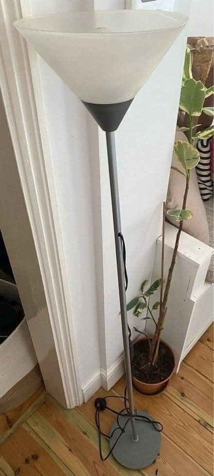 Photo of free Floor lamp (Brockley / Lewisham SE13) #2