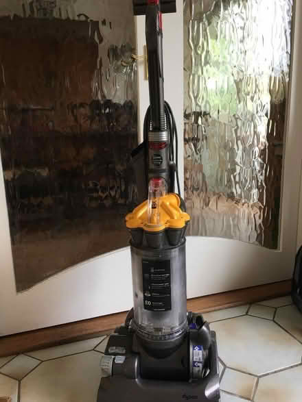 Photo of free Dyson vacuum cleaner (Malvern Wells WR14) #1