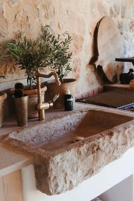 Photo of Reclaimed stone outdoor sink (Ham, Richmond, TW10) #3