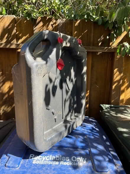 Photo of free Oil drain pan (large capacity) (Off Cowell Road) #1