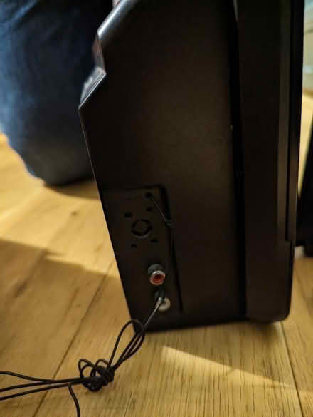 Photo of free Small hi-fi & speakers (Rochester ME1) #2