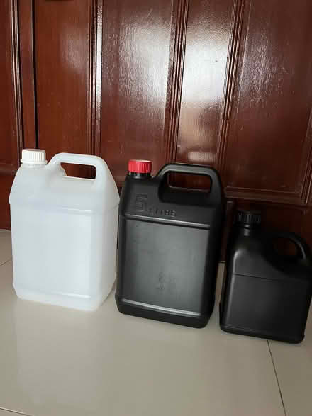 Photo of free 5-Liter and 2-Liter water Container (Jurong)