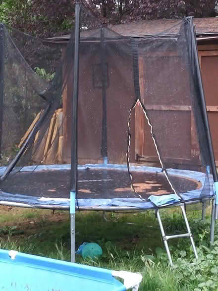 Photo of free 8 foot trampoline (Ne portland) #1