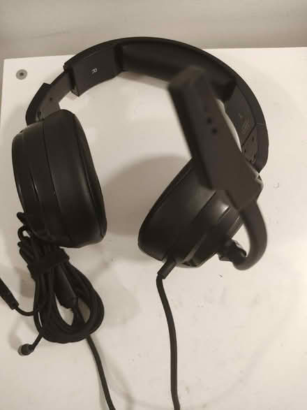 Photo of free Over head head phones (Stratford) #3