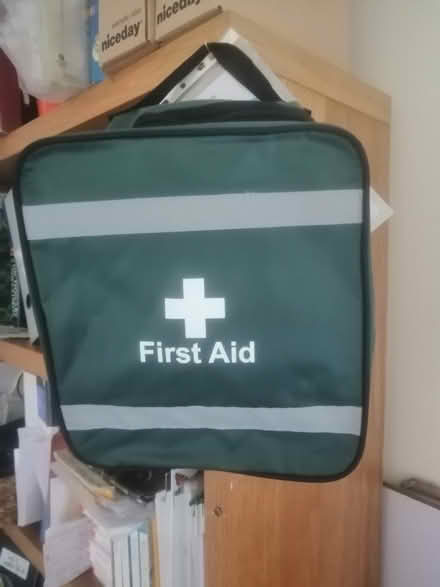 Photo of free First aid carriers (Monimail KY15) #1
