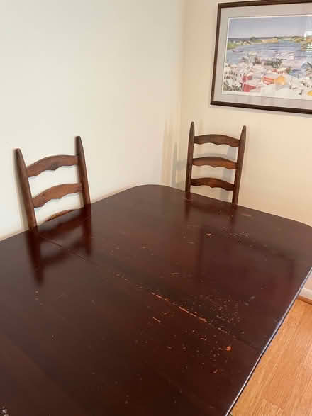 Photo of free Dining room table (By Pen Park) #1