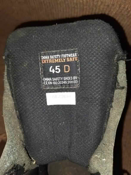 Photo of free Tall safety boots 10.5 steel toecap (TW9) #2