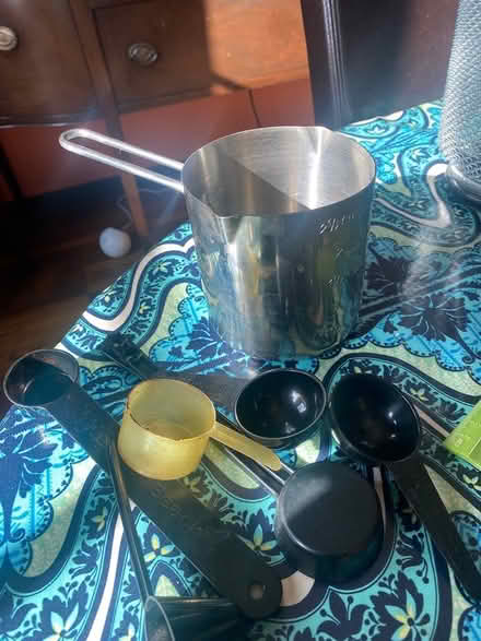 Photo of free Coffee accoutrements (Bancroft Ave near Lee Ave) #1