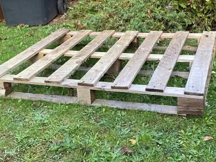Photo of free Wooden pallet (Welwyn garden city AL7) #1