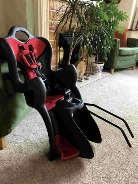 Photo of free Baby/toddler/child bike seat (Fairfield LA1) #2