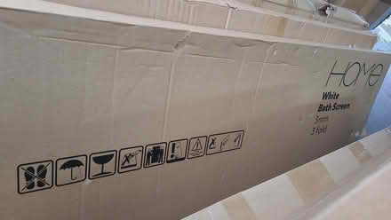Photo of free shower screens x33 job lot (BL1) #3