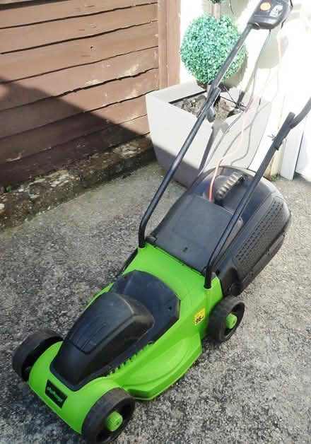 Photo of free Lawnmower (Newton Abbot TQ12) #1
