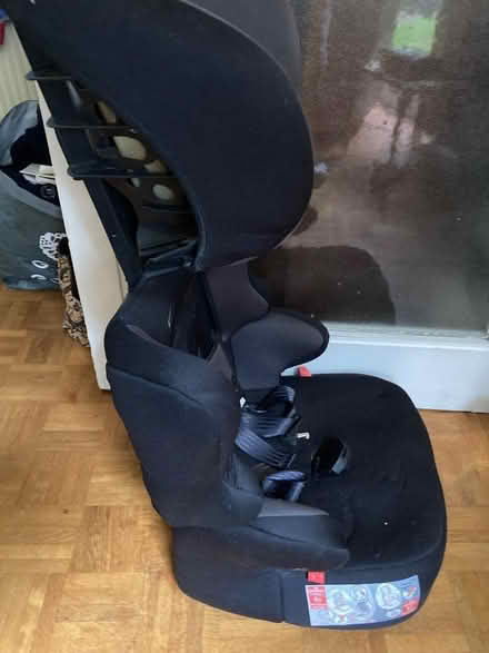 Photo of free Kiddicare car seat (Weybridge KT13) #1