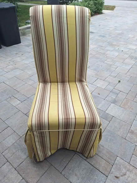 Photo of free Parsons chair (Tarpon Springs) #1