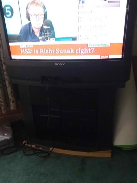 Photo of free CRT type SONY Trinitron TV 31" (Horndean / Cowplain) #2