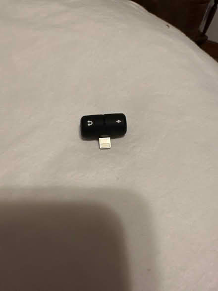 Photo of free Dongle for iPhone (Nottinghill) #3