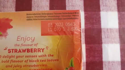 Photo of free 5 boxes of Lipton Strawberry tea (St Helens TN35) #2