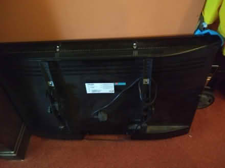 Photo of free 40" BUSH Flat Screen TV (Horndean / Cowplain) #1