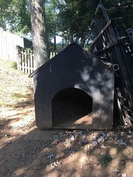 Photo of free Dog House - Large (Woodstock, GA) #3
