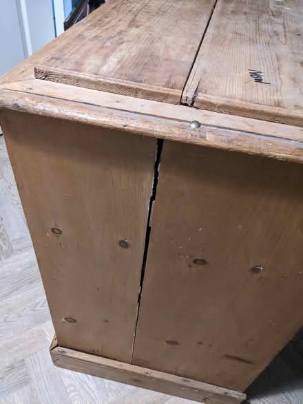 Photo of free Vintage Pine Chest of Drawers (Market Harbourough) #2