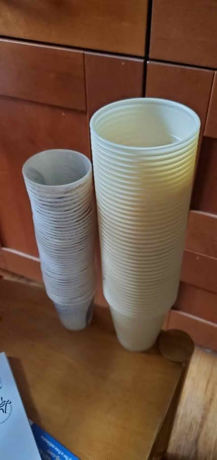 Photo of free wax and plastic cups (Southwest evanston) #1