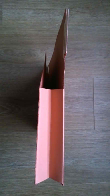 Photo of free A4 Open top expanding wallets with signal style label. (Theydon Bois CM16) #3