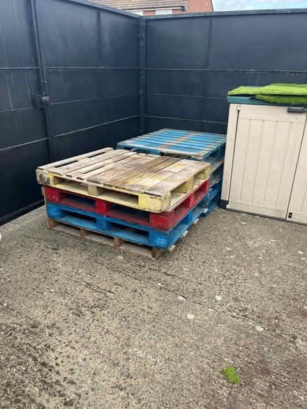 Photo of free 7 pallets and part pallet (Leighton Buzzard LU7) #1