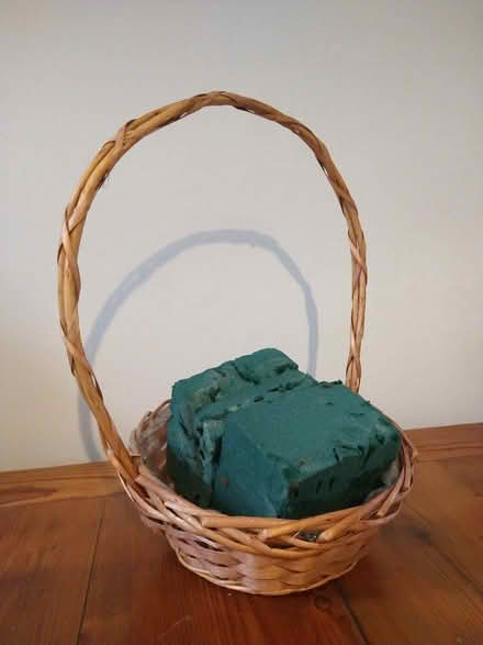 Photo of free Flower arranging basket and oasis (Hillsborough S6) #1