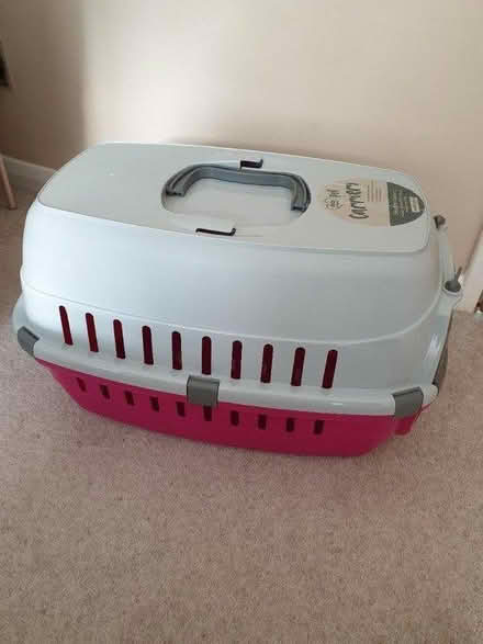 Photo of free Item now promised Pet Carry Case (Oughtibridge S35) #2