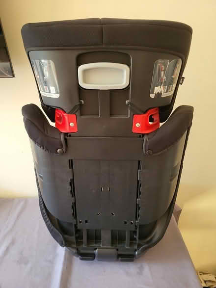 Photo of free Child Car Seat (Joie Trillo Eco) (SW17) #4